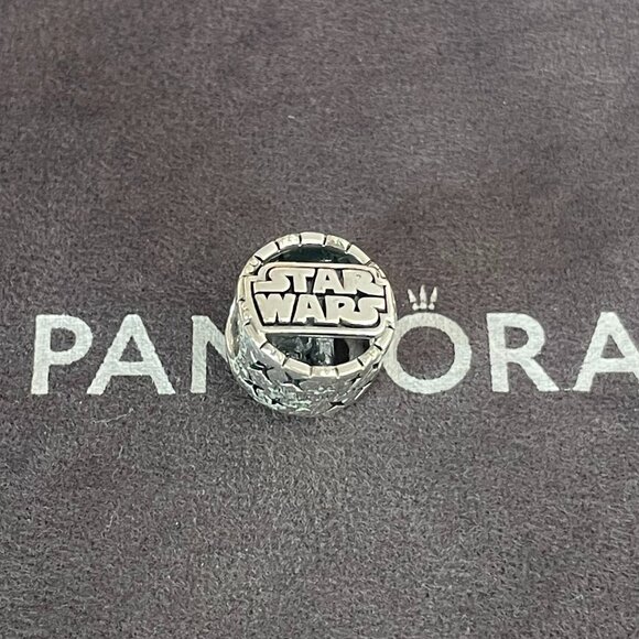 Pandora Star Wars C-3PO and R2-D2 Openwork Charm - Picture 6 of 7